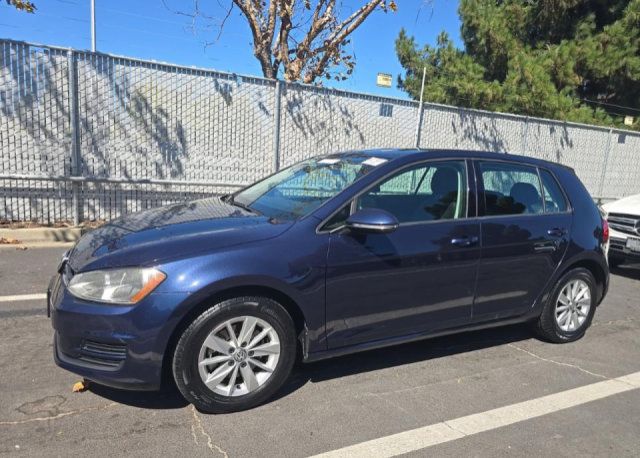 Used 2015 Volkswagen Golf S FWD image 1