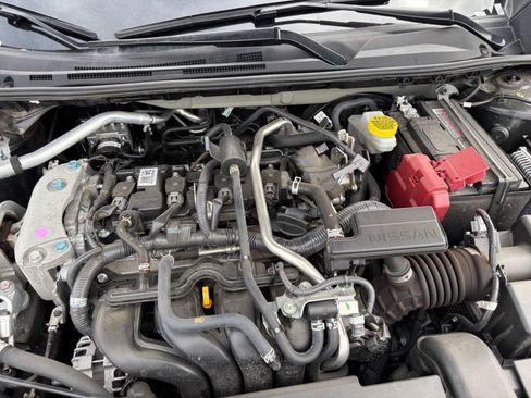 Used 2025 Nissan Sentra S FWD image 30