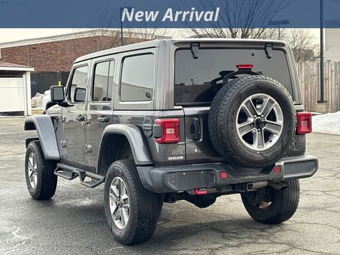Used 2018 Jeep Wrangler Unlimited Rubicon image 2