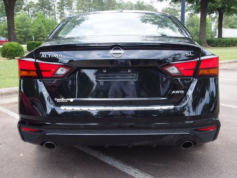 Used 2023 Nissan Altima 2.5 SL AWD/4WD image 6
