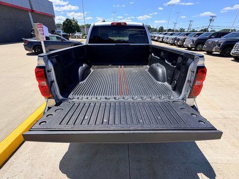 Used 2019 Chevrolet Silverado 1500 LT w/ LPO, Black Pack AWD/4WD image 26