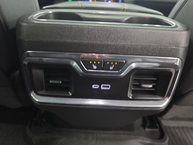 Used 2024 Chevrolet Silverado 1500 LTZ AWD/4WD image 28