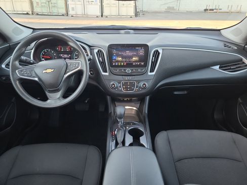 Used 2025 Chevrolet Malibu LT FWD image 13