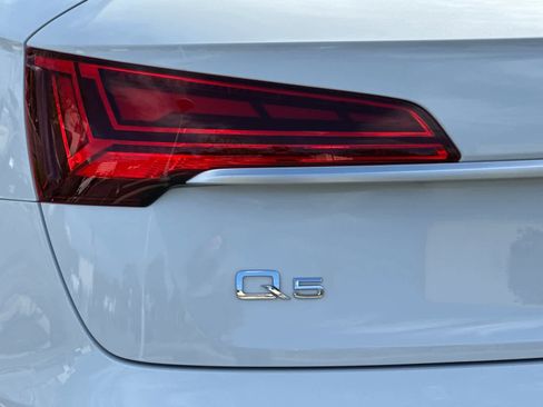 Used 2023 Audi Q5 2.0T Premium w/ Convenience Package image 27