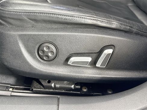 Used 2018 Audi A6 2.0T Premium Plus image 31