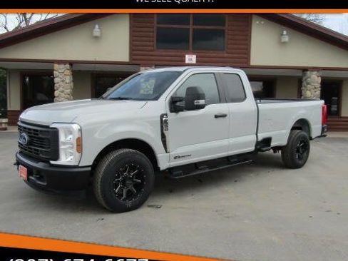Used 2025 Ford F350 XL image 1