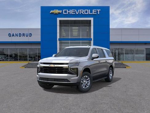 New 2026 Chevrolet Suburban LS AWD/4WD image 8