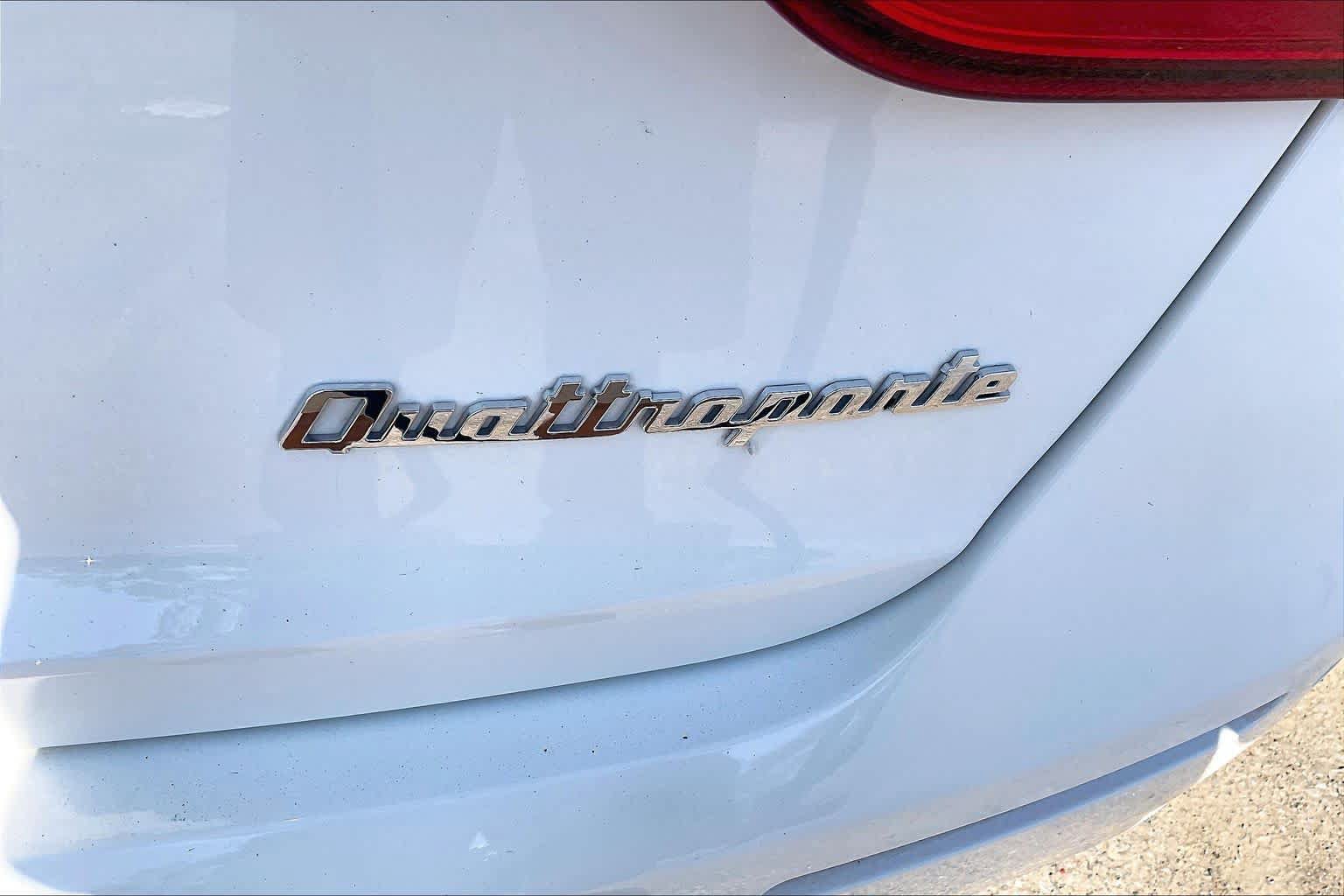 Used 2017 Maserati Quattroporte S RWD image 31