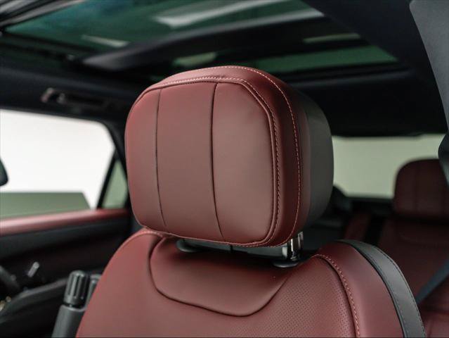New 2026 Land Rover Range Rover Autobiography AWD/4WD image 15
