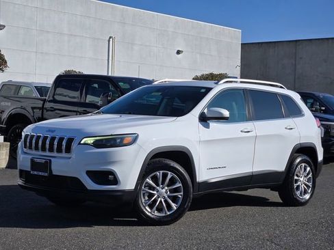 Used 2021 Jeep Cherokee Latitude Lux w/ Comfort/Convenience Group image 2