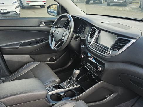 Used 2018 Hyundai Tucson Limited w/ Ultimate Package 02 image 10