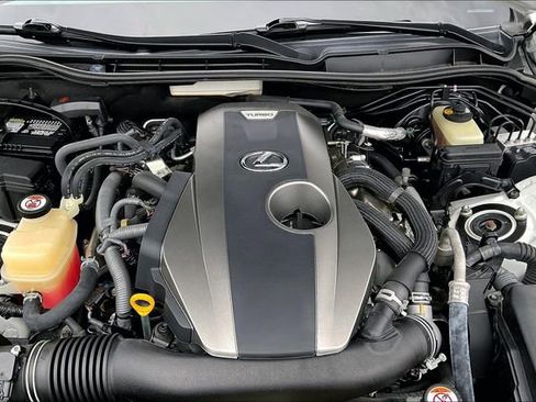 Used 2018 Lexus IS 300 F Sport w/ F Sport Package RWD image 30
