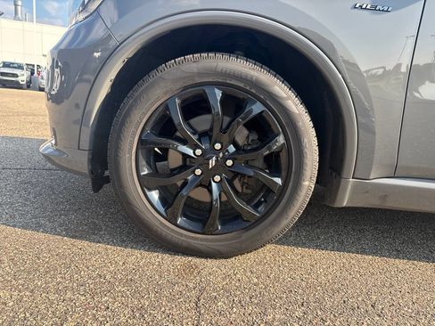 Used 2019 Dodge Durango R/T w/ Blacktop Package AWD/4WD image 22
