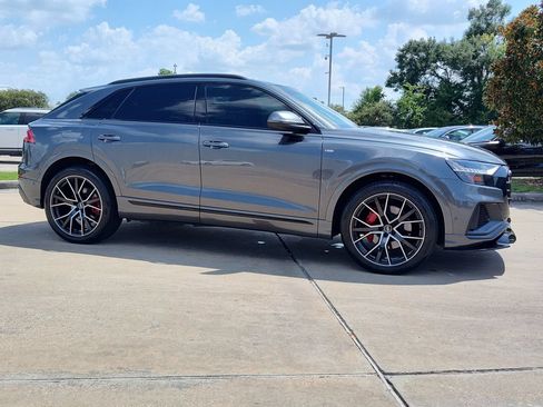 Used 2021 Audi Q8 Premium Plus w/ Premium Plus Package AWD/4WD image 15