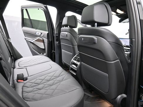 Used 2026 BMW X5 xDrive40i w/ M Sport Package image 19