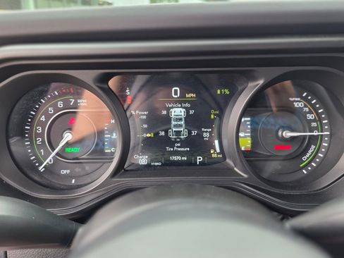 Used 2025 Jeep Wrangler Unlimited Rubicon 4xe w/ Safety Group AWD/4WD image 24