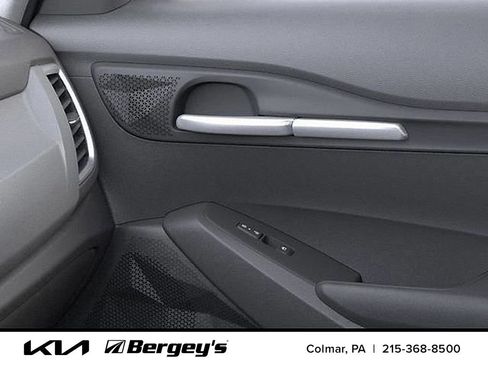 Certified 2026 Kia Seltos LX AWD/4WD image 31