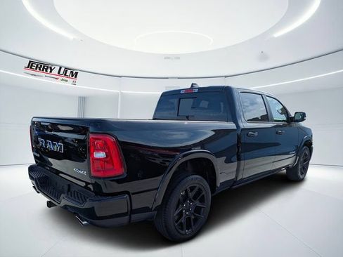 New 2026 RAM 1500 Laramie AWD/4WD image 3
