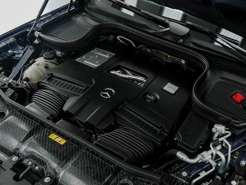 Used 2024 Mercedes-Benz GLS 580 4MATIC image 6