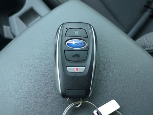 Used 2025 Subaru Crosstrek 2.0i Premium AWD/4WD image 35