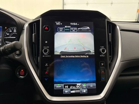 Used 2025 Subaru Crosstrek 2.0i Premium image 19