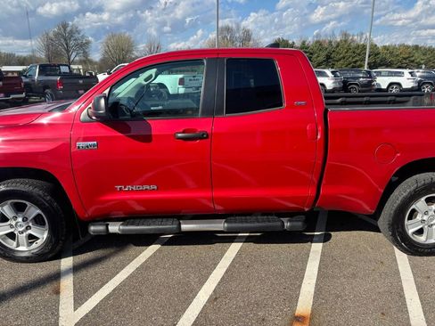 Used 2020 Toyota Tundra SR5 w/ SR5 Upgrade Package image 6