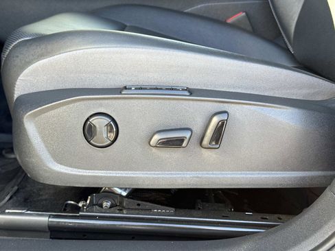 Certified 2024 Volkswagen ID.4 S image 24