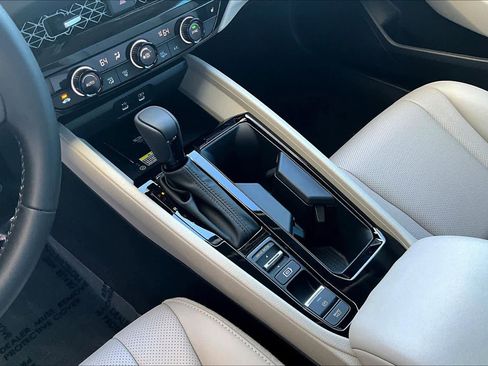 Used 2025 Honda Accord EX-L image 15