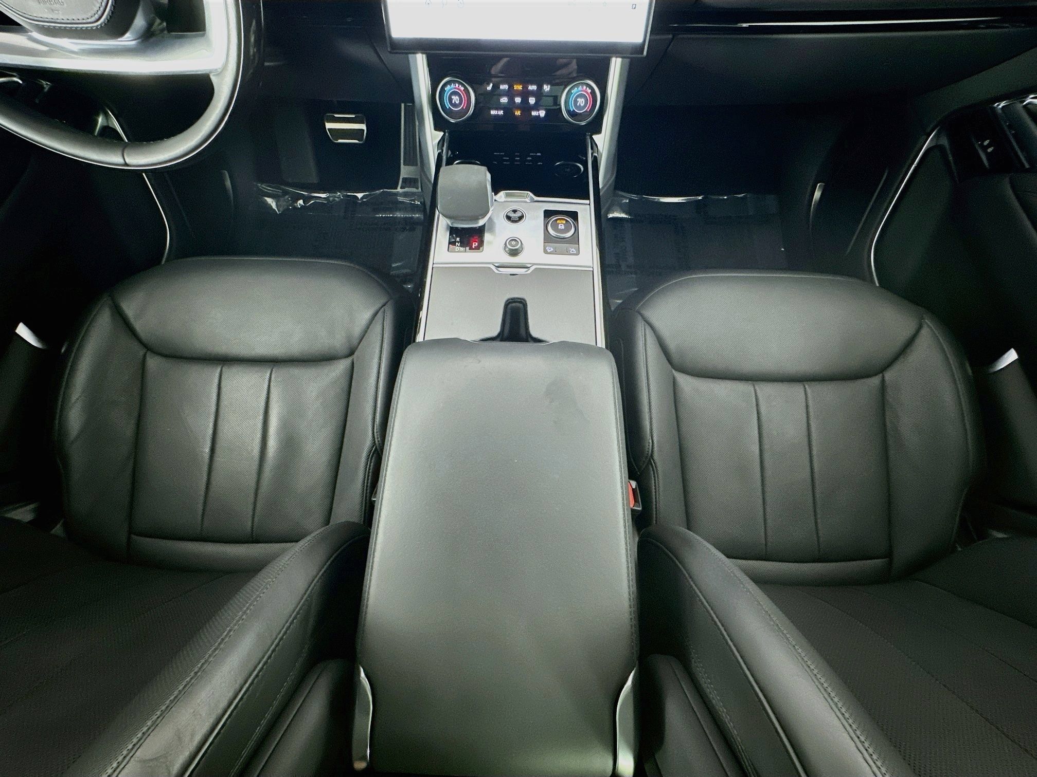 Certified 2023 Land Rover Range Rover Long Wheelbase SE AWD/4WD image 22
