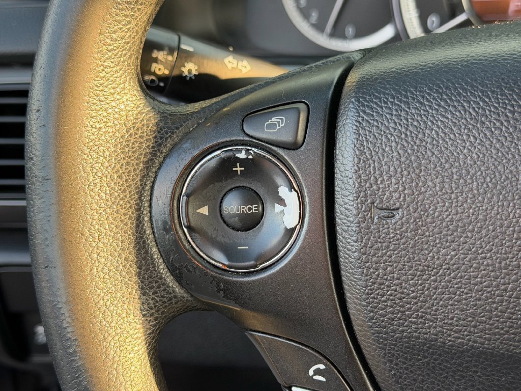 Used 2015 Honda Accord LX image 23