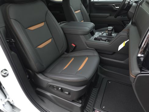 New 2026 GMC Sierra 1500 AT4 w/ AT4 Premium Package image 40