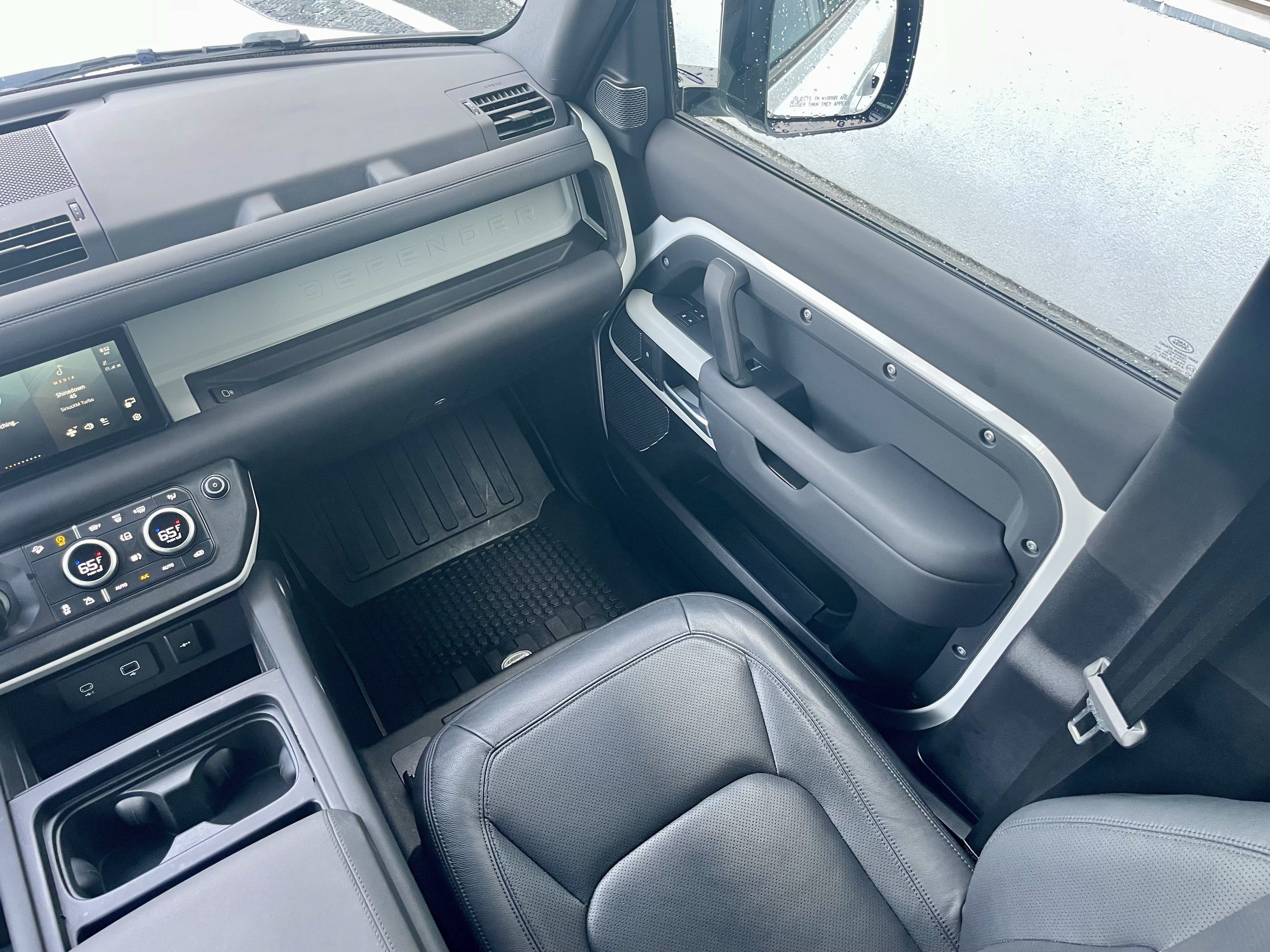Used 2024 Land Rover Defender 110 S AWD/4WD image 18