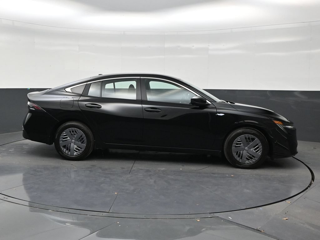 Used 2026 Nissan Sentra S w/ S Cold Weather Package FWD image 6