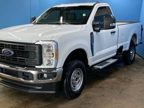 Used 2023 Ford F250 XL w/ 360-Degree Camera Package image 5