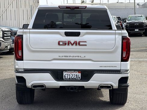 Used 2024 GMC Sierra 1500 Denali w/ Technology Package AWD/4WD image 6