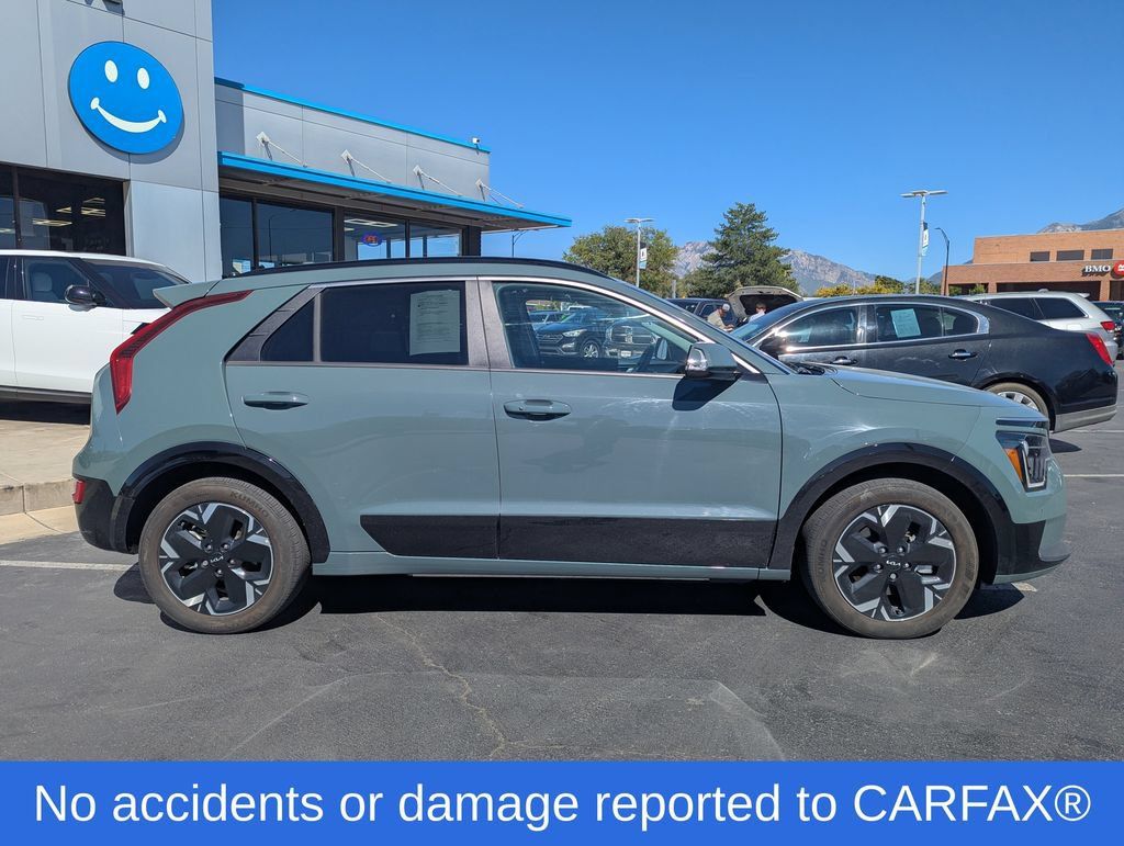 Used 2023 Kia Niro Wind FWD image 2