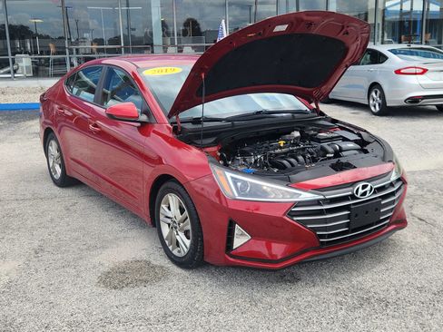 Used 2019 Hyundai Elantra SEL image 19