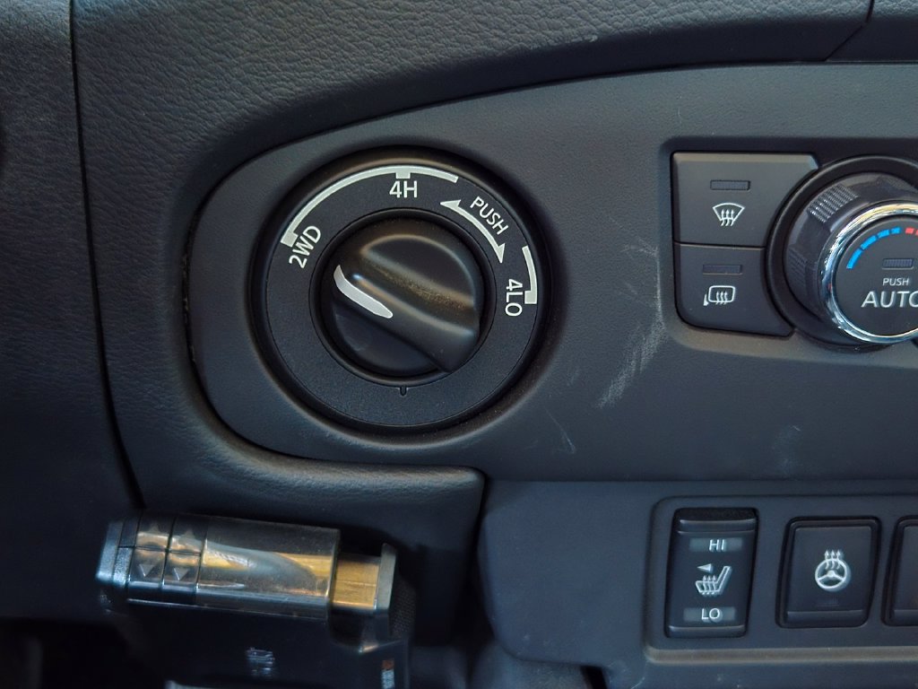 Used 2024 Nissan Frontier SL w/ Technology Package AWD/4WD image 20