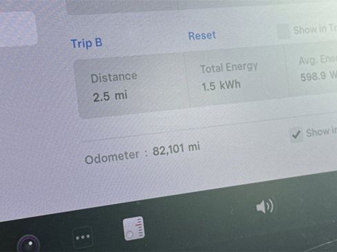 Used 2018 Tesla Model 3 Mid Range image 24