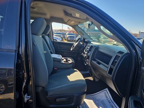 Used 2017 RAM 1500 ST w/ SXT Appearance Group image 14