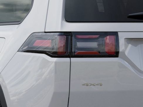 New 2026 Jeep Cherokee Laredo AWD/4WD image 14
