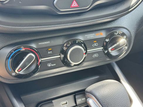 Used 2021 Kia Soul S FWD image 36