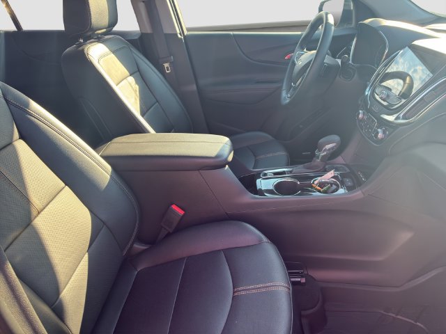 Used 2024 Chevrolet Equinox Premier AWD/4WD image 9