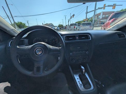 Used 2014 Volkswagen Jetta SE FWD image 20
