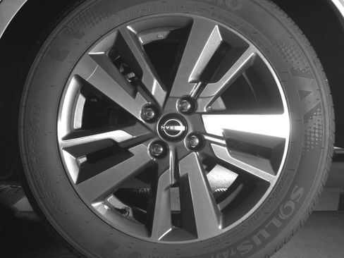 Used 2025 Nissan Versa SV image 11