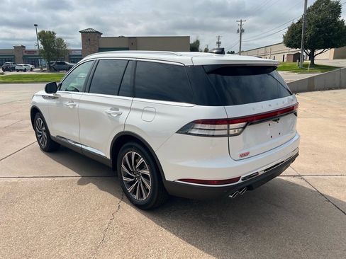 New 2025 Lincoln Aviator Premiere w/ Equipment Group 101A image 4