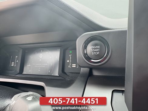 Used 2025 Toyota Tacoma SR5 AWD/4WD image 24