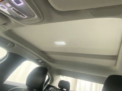 Certified 2025 Volvo S60 B5 Core image 29