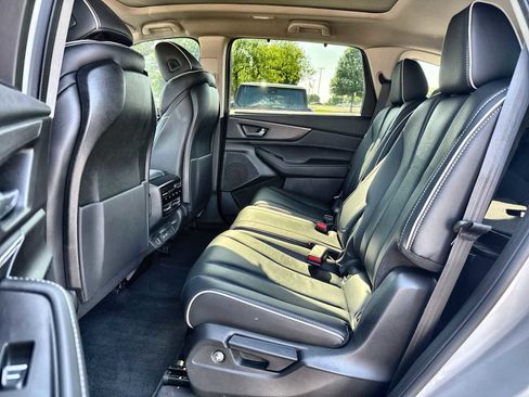 Used 2022 Acura MDX SH-AWD w/ Advance Package image 4