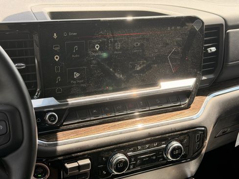 Used 2025 GMC Sierra 1500 Elevation AWD/4WD image 16